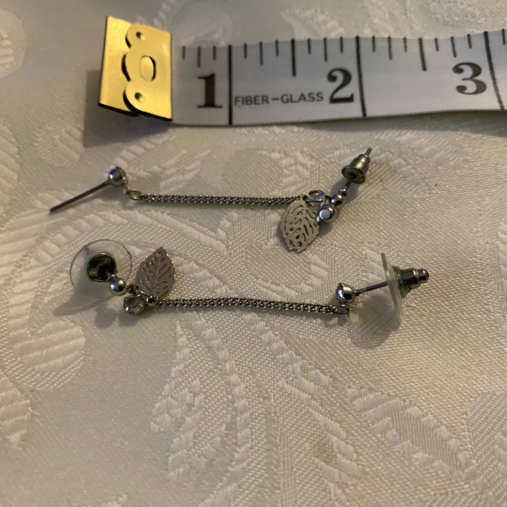 Elegant Silver Leaf two hole Earrings